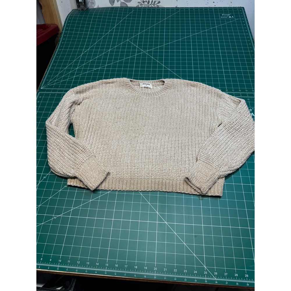 Zenana Womens Beige Chenille Knit Crewneck Sweater Size S Long Sleeve Pullover